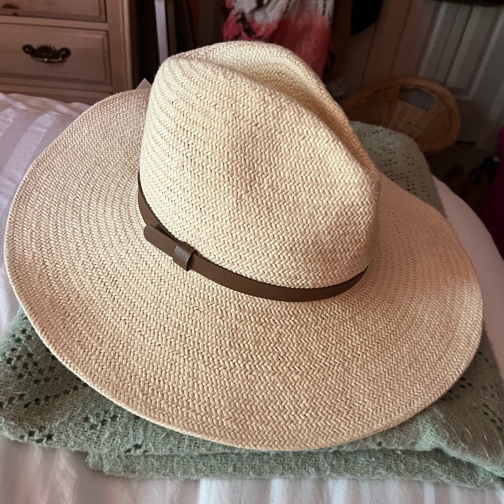 Faherty Cream Straw Hat with Brown Band
